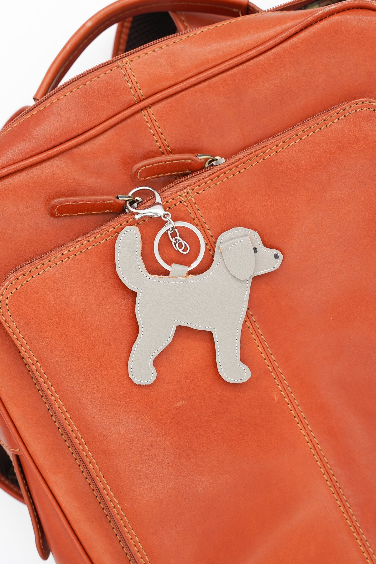Schlüsselanhänger »Hund« mit Stickmaschine sticken - Make ma!