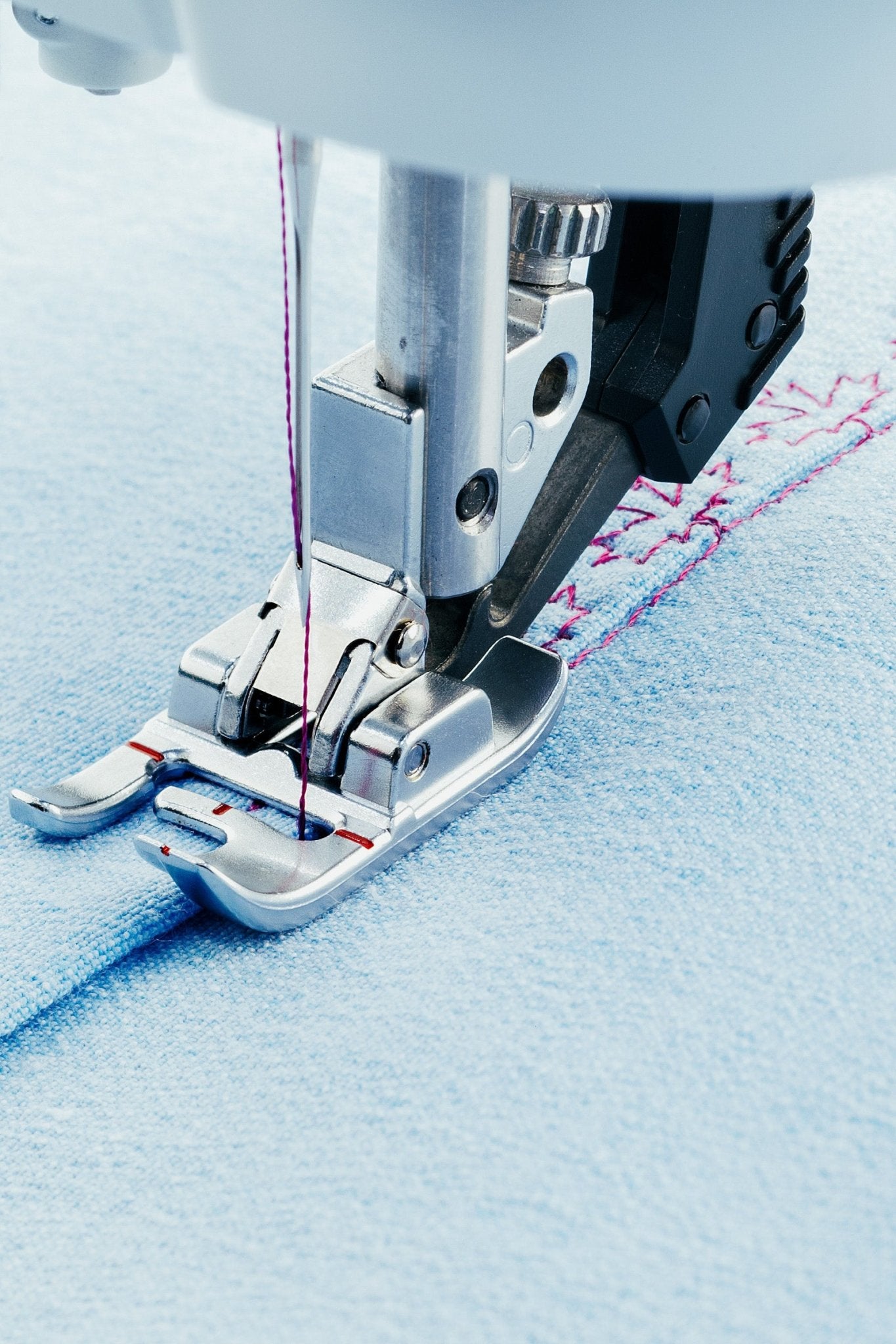PFAFF Rechtsseitiger Ausgleichsfuß für IDT-System J K L - Make ma!