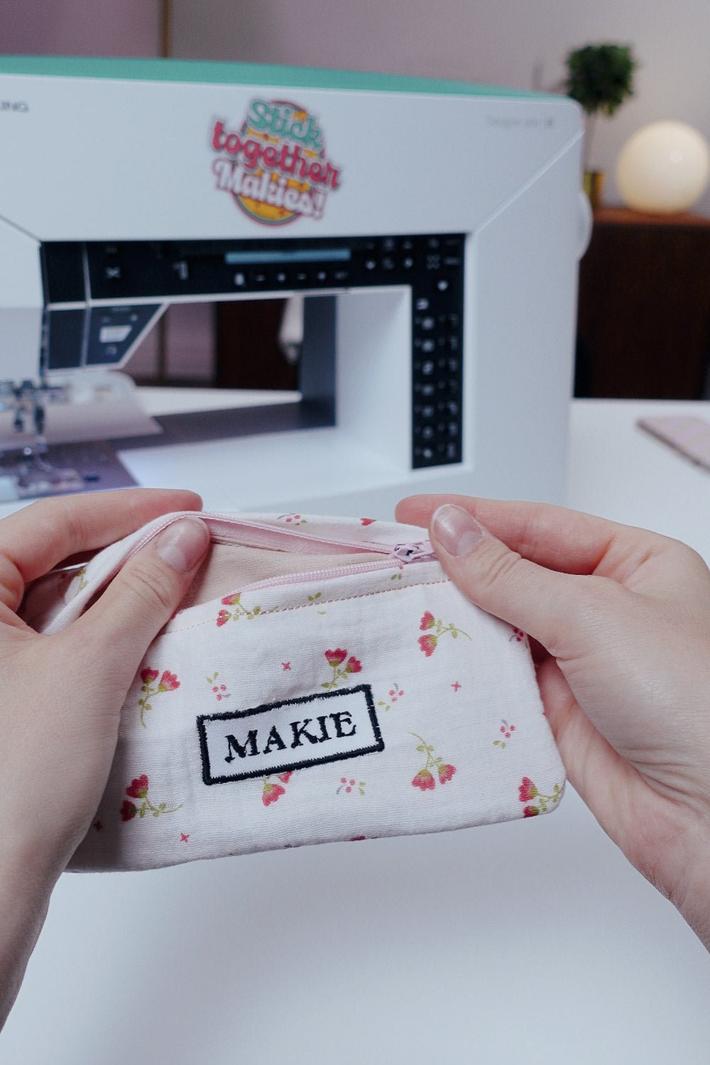 ITH Stickdatei Reißverschlusstasche - Make ma!