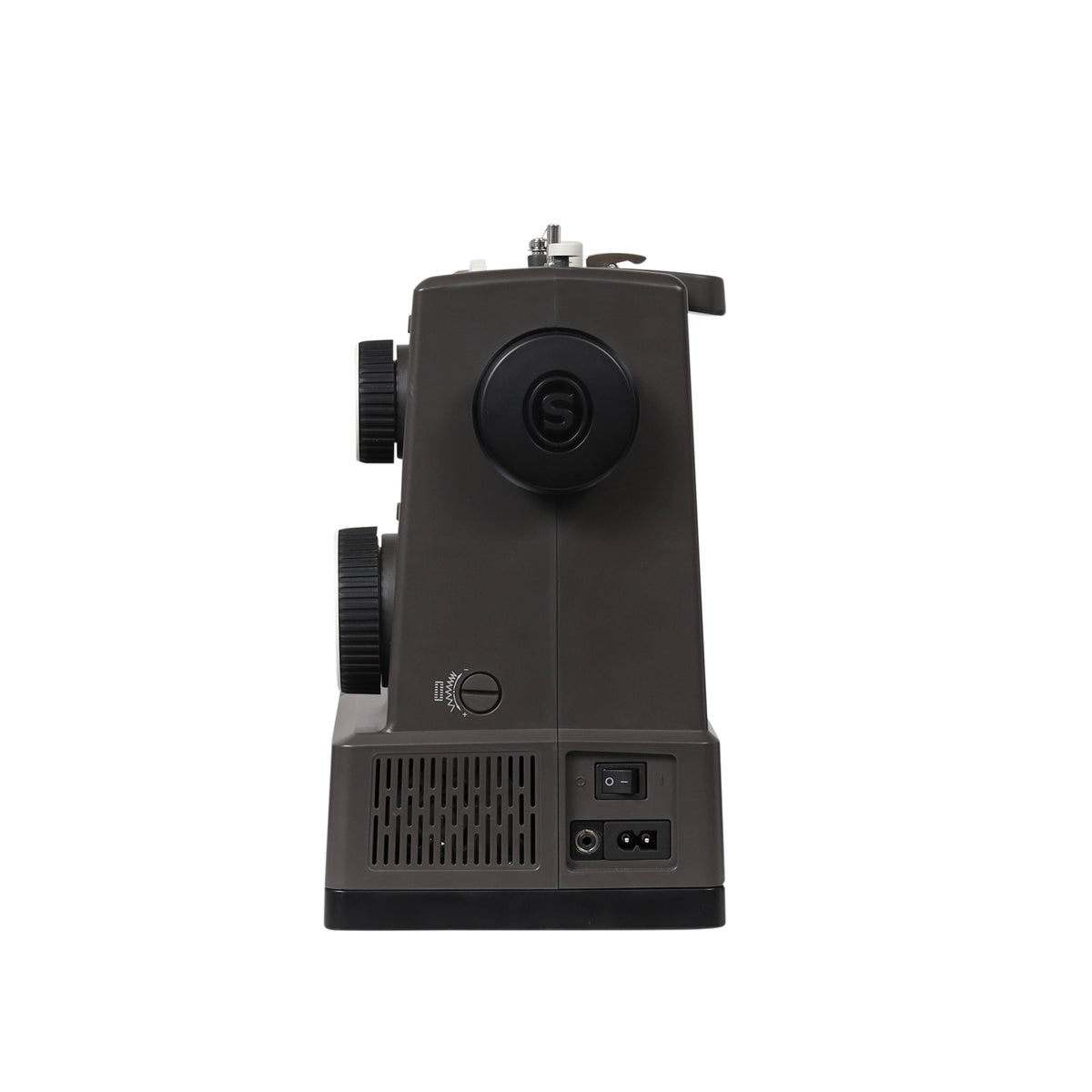 SINGER® Heavy Duty™ 4552 Nähmaschine in schräger Seitenansicht.