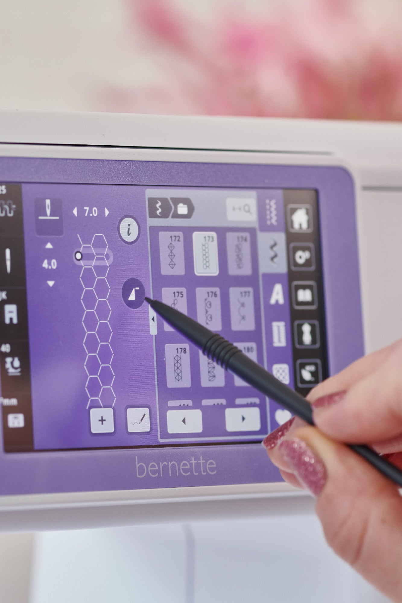 Die bernette B79 Yaya Han Edition – 5" Farb-Touch-Display