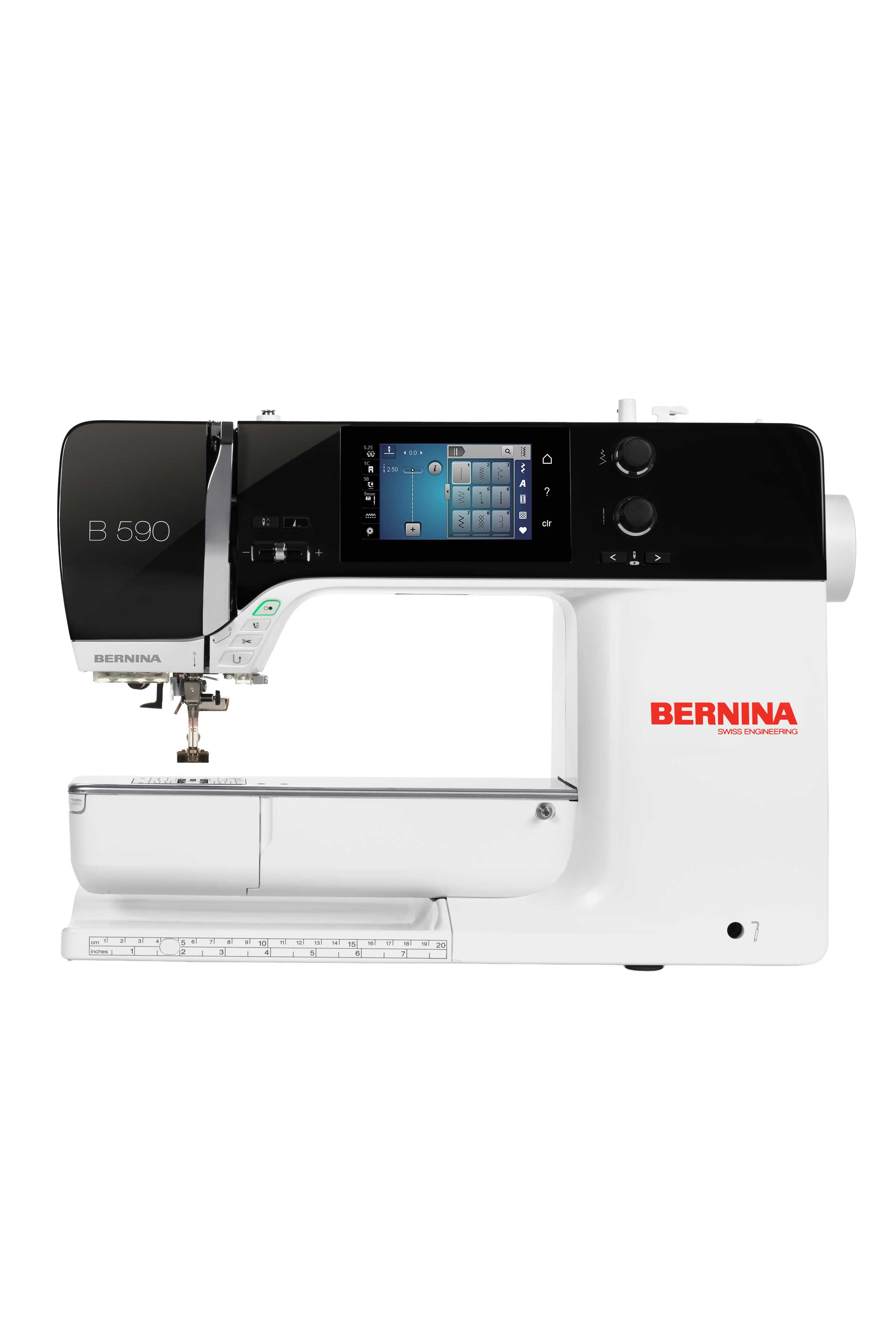 BERNINA 590 mit Stickmodul M (SDT)