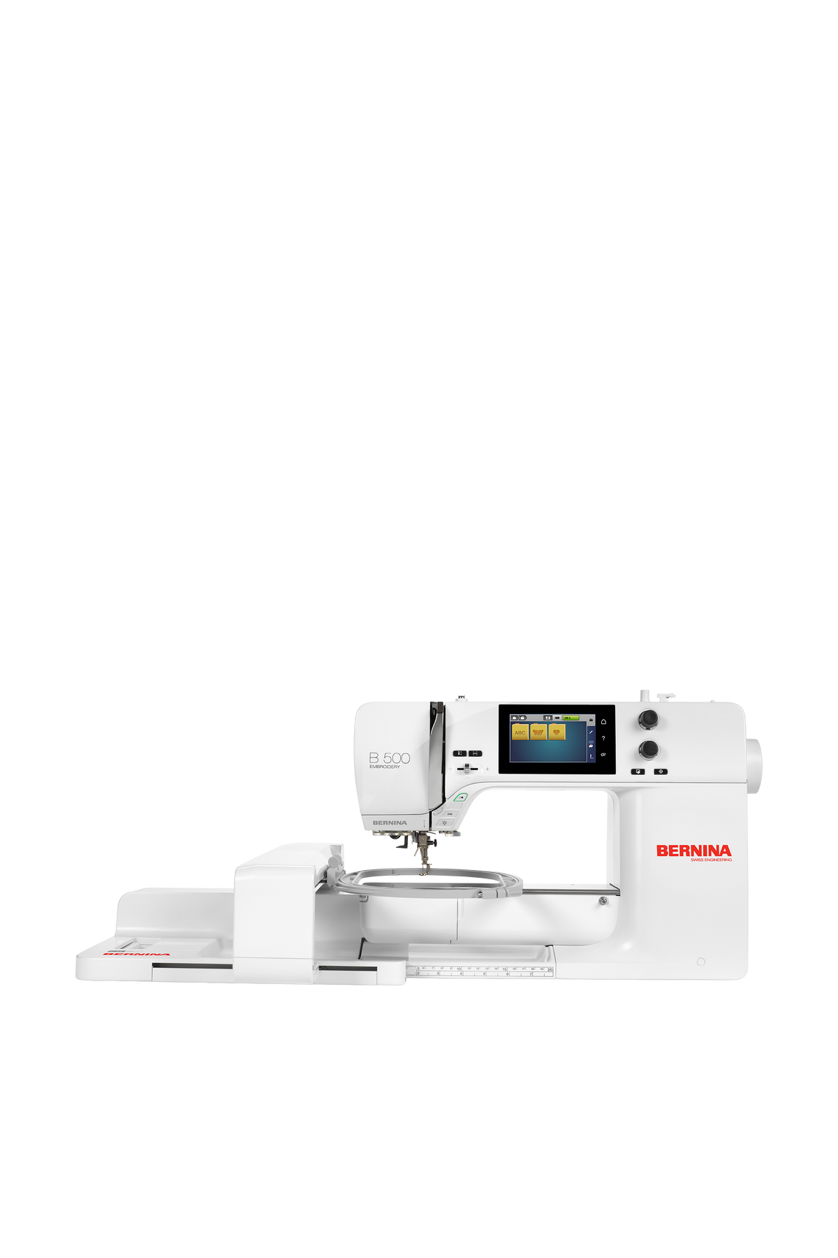 BERNINA 500 Stickmaschine in gerader Frontansicht ohne Bodenschatten