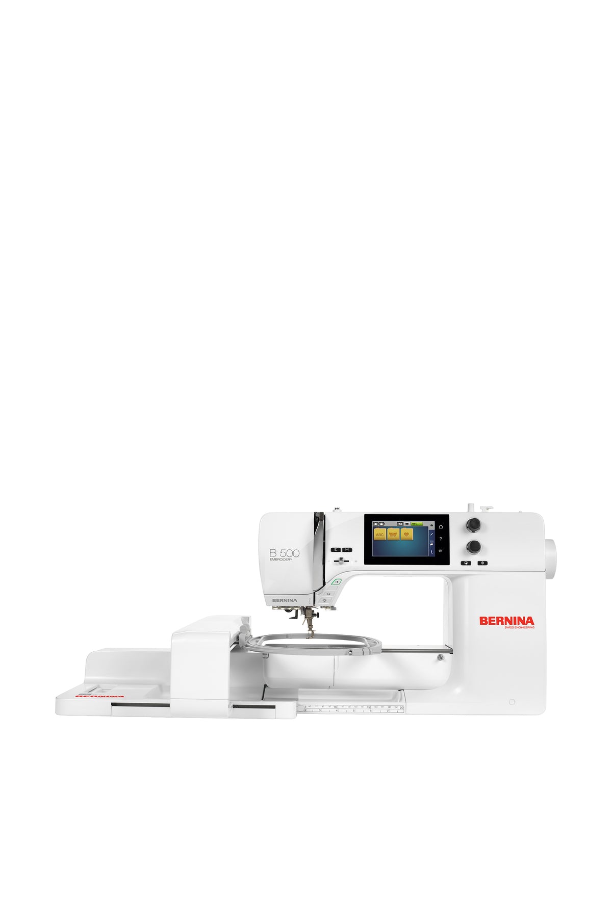 BERNINA 500 Stickmaschine in gerader Frontansicht ohne Bodenschatten