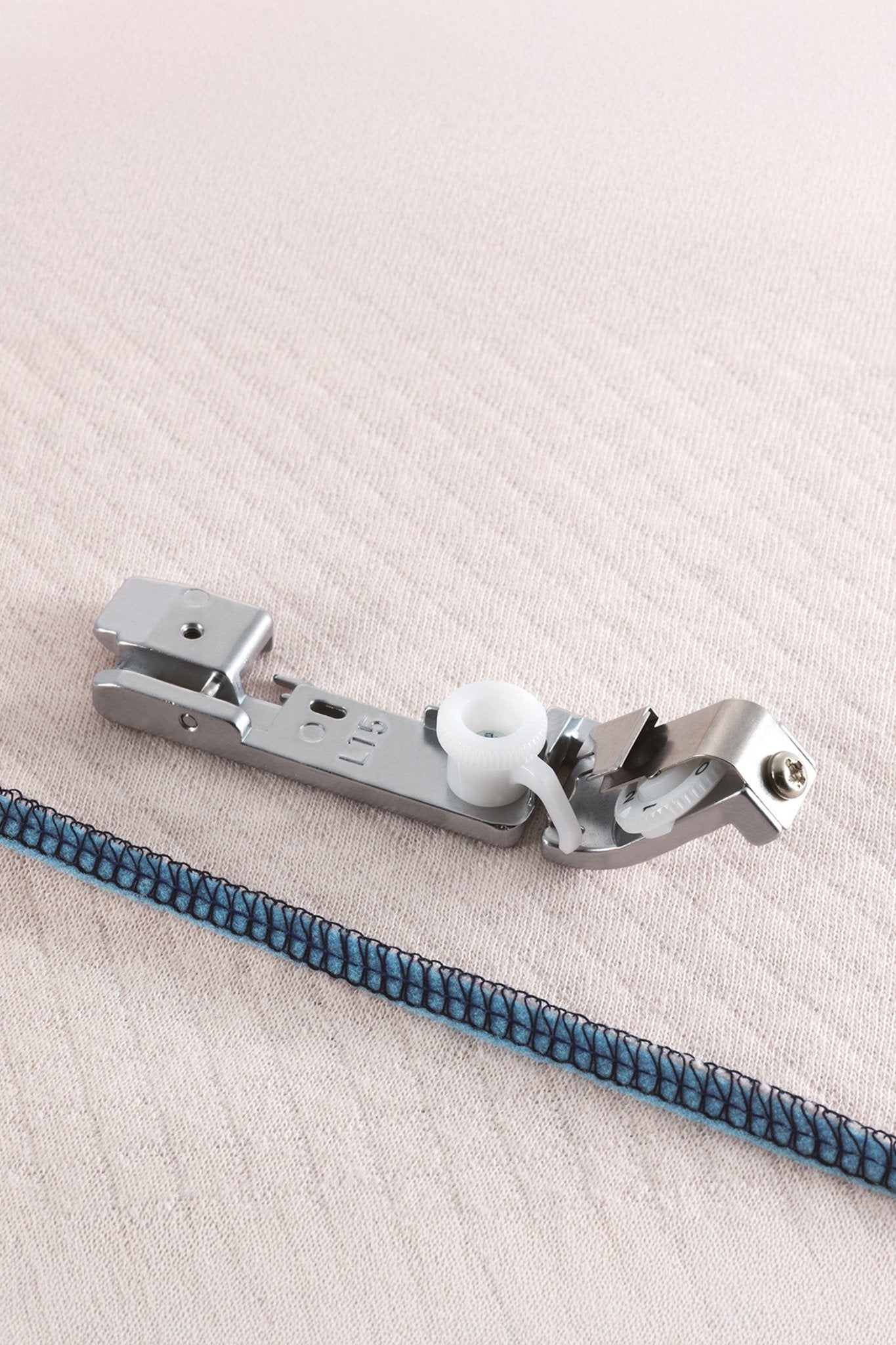 Brother Bandeinnähfuß für Overlock - Make ma!
