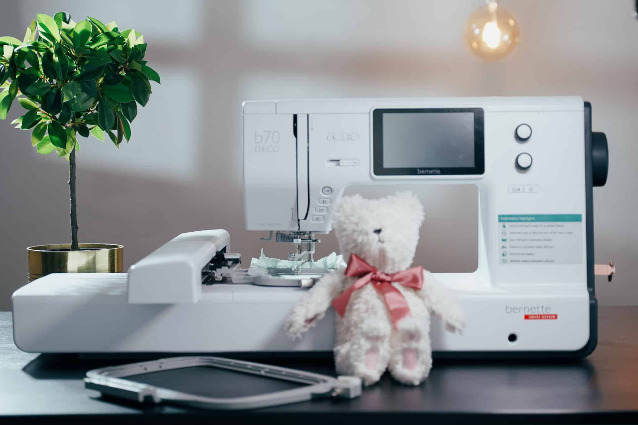 teddy mit der Stickmaschine sticken