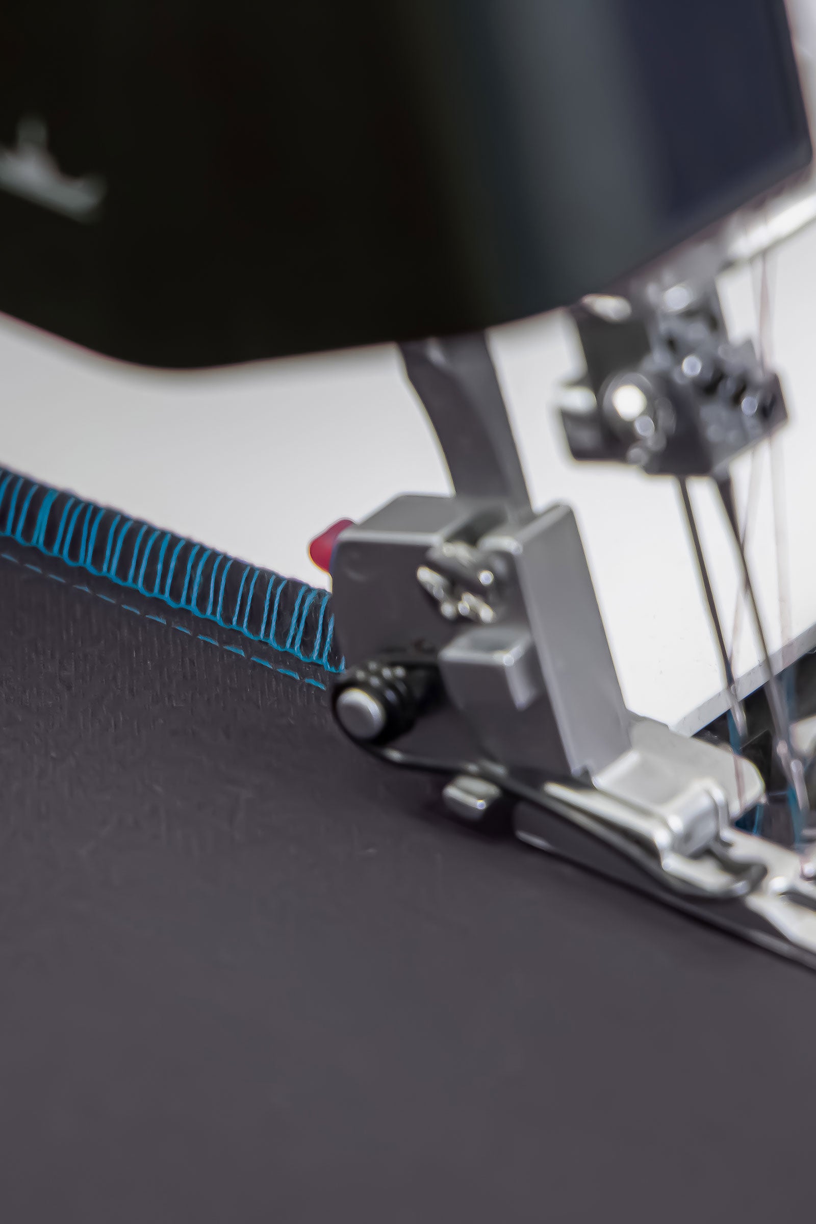 PFAFF admire air 6000 – Overlock