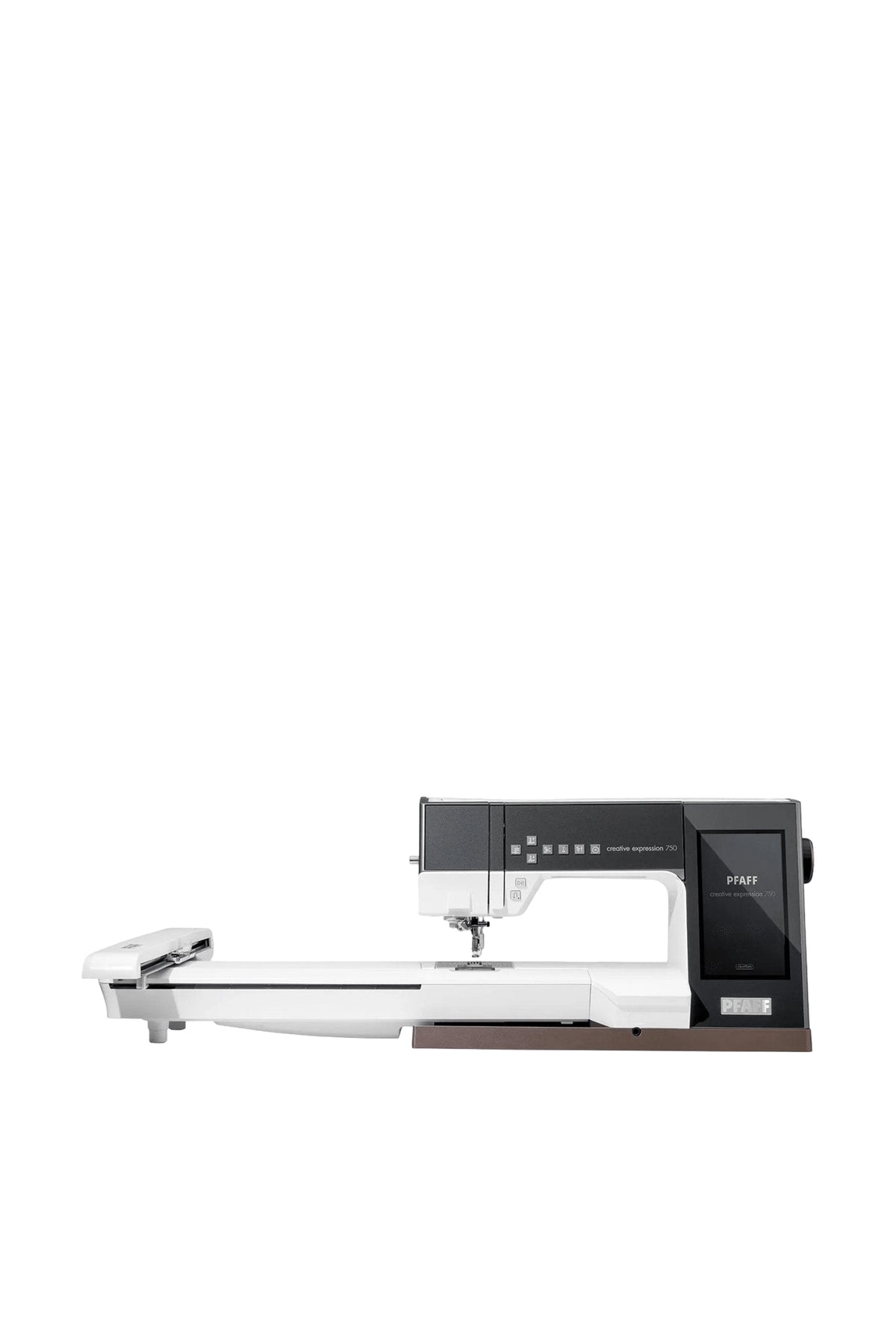 PFAFF creative expression 750 sy- og broderimaskine set lige forfra, fritstående uden skygge fra underlaget