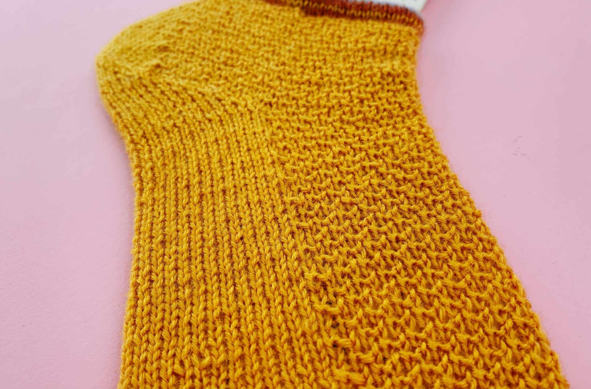 Strickanleitung Sneakersocken NELINA (PDF) - Make ma!