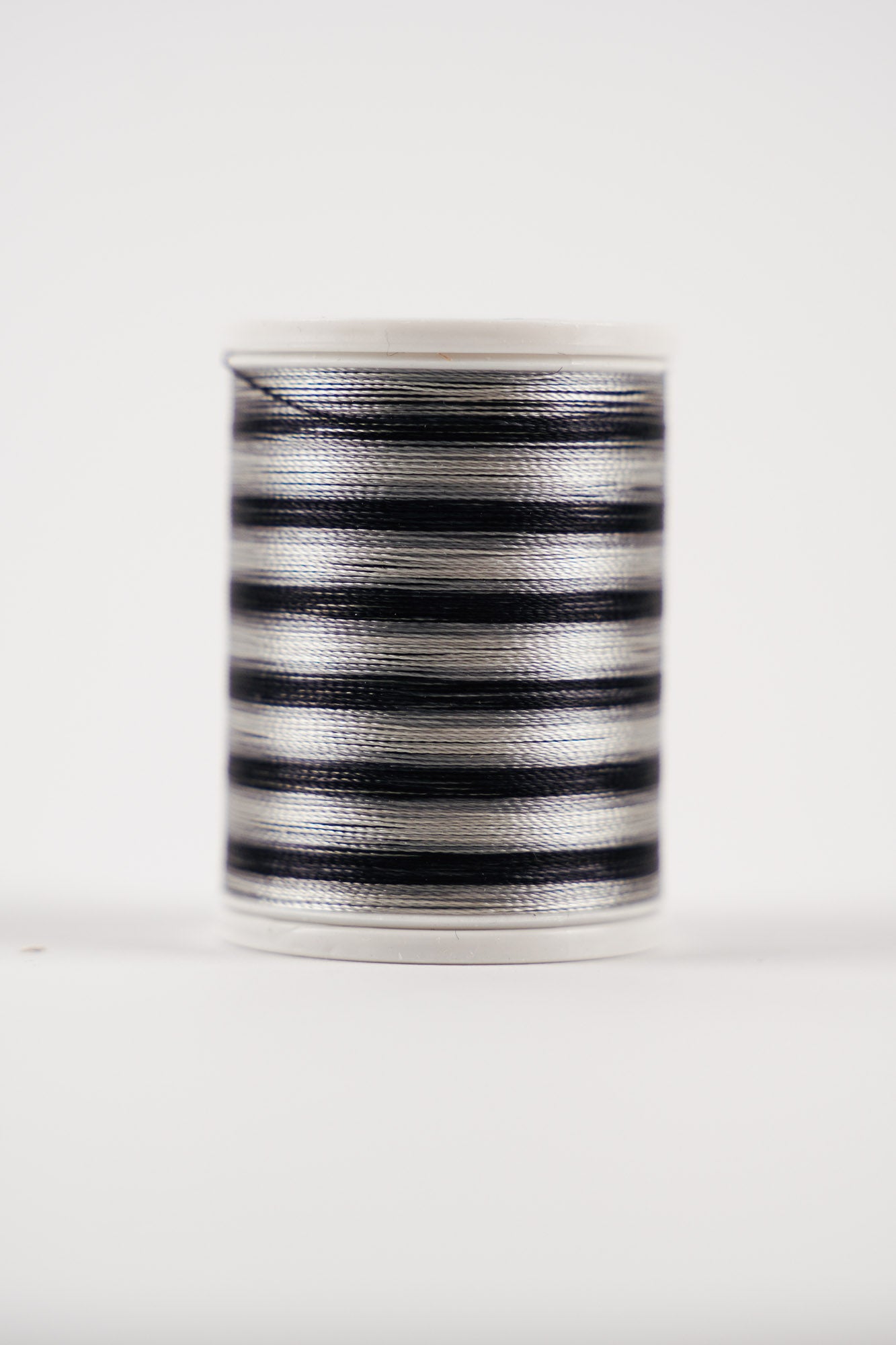SULKY® Rayon 40 auf King-Spule (780 m) 1/2