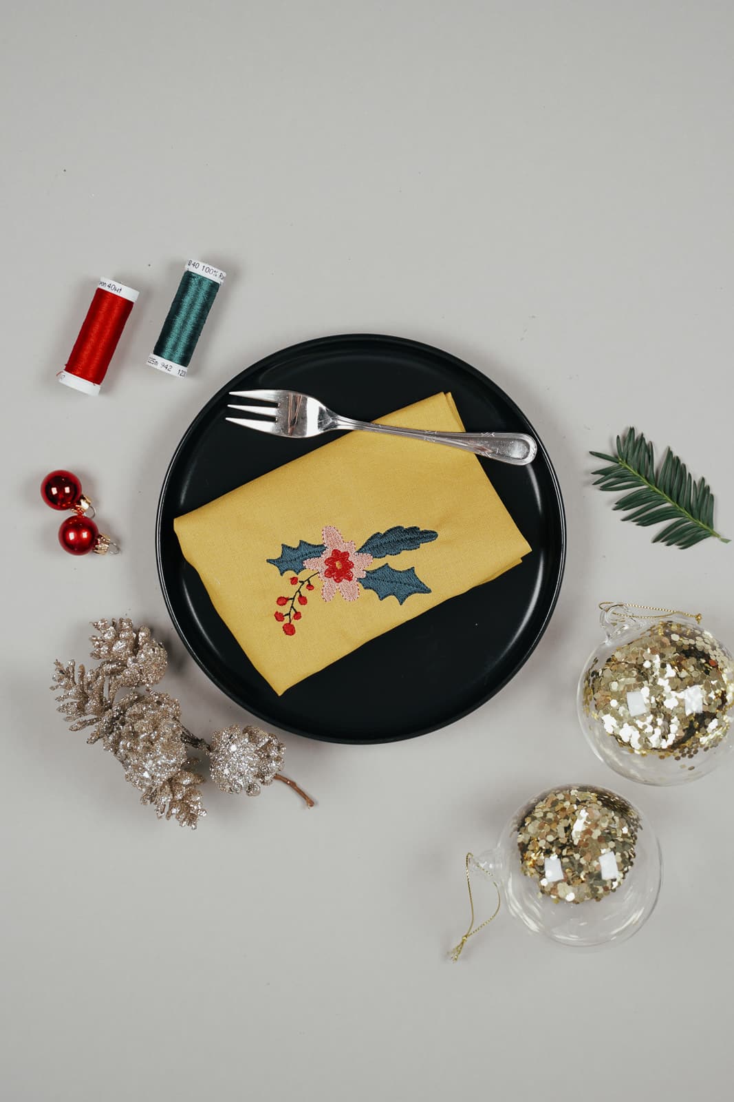 Stickdatei Weihnachtsgesteck - Make ma!