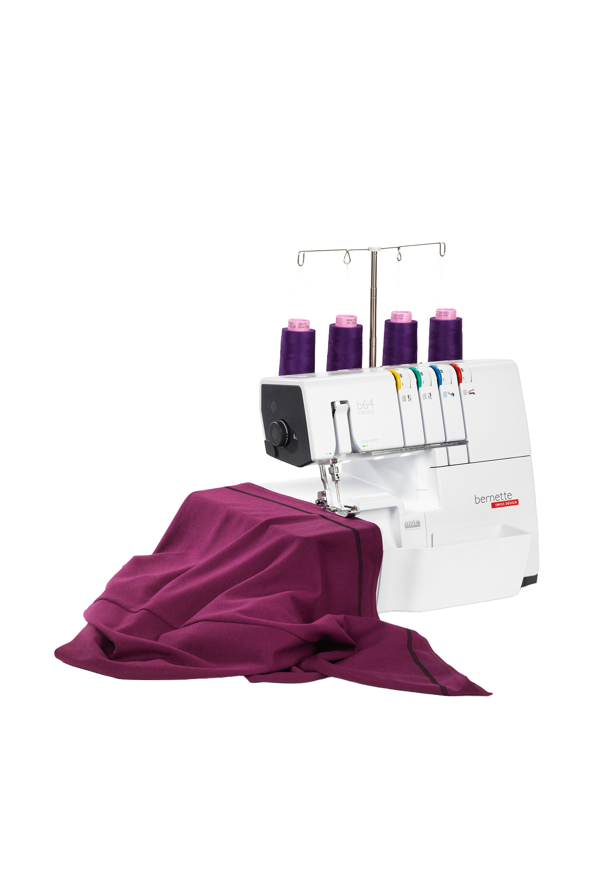 bernette b64 AIRLOCK lors d’un projet de couture