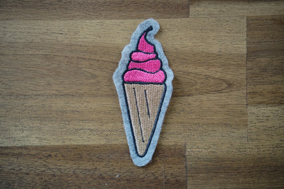 Fichier de broderie crème glacée molle