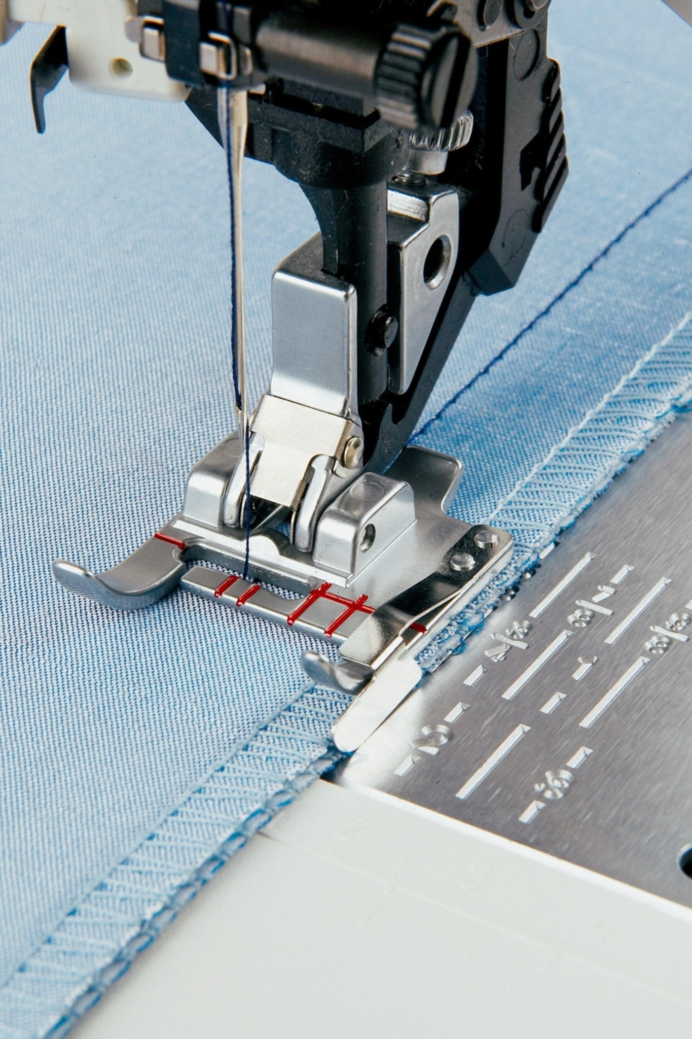 PFAFF Nahtzugabenfuß für IDT-System J K L - Make ma!