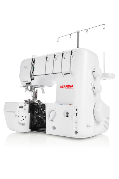 BERNINA L 660 Overlock Technik offen Einfädeln