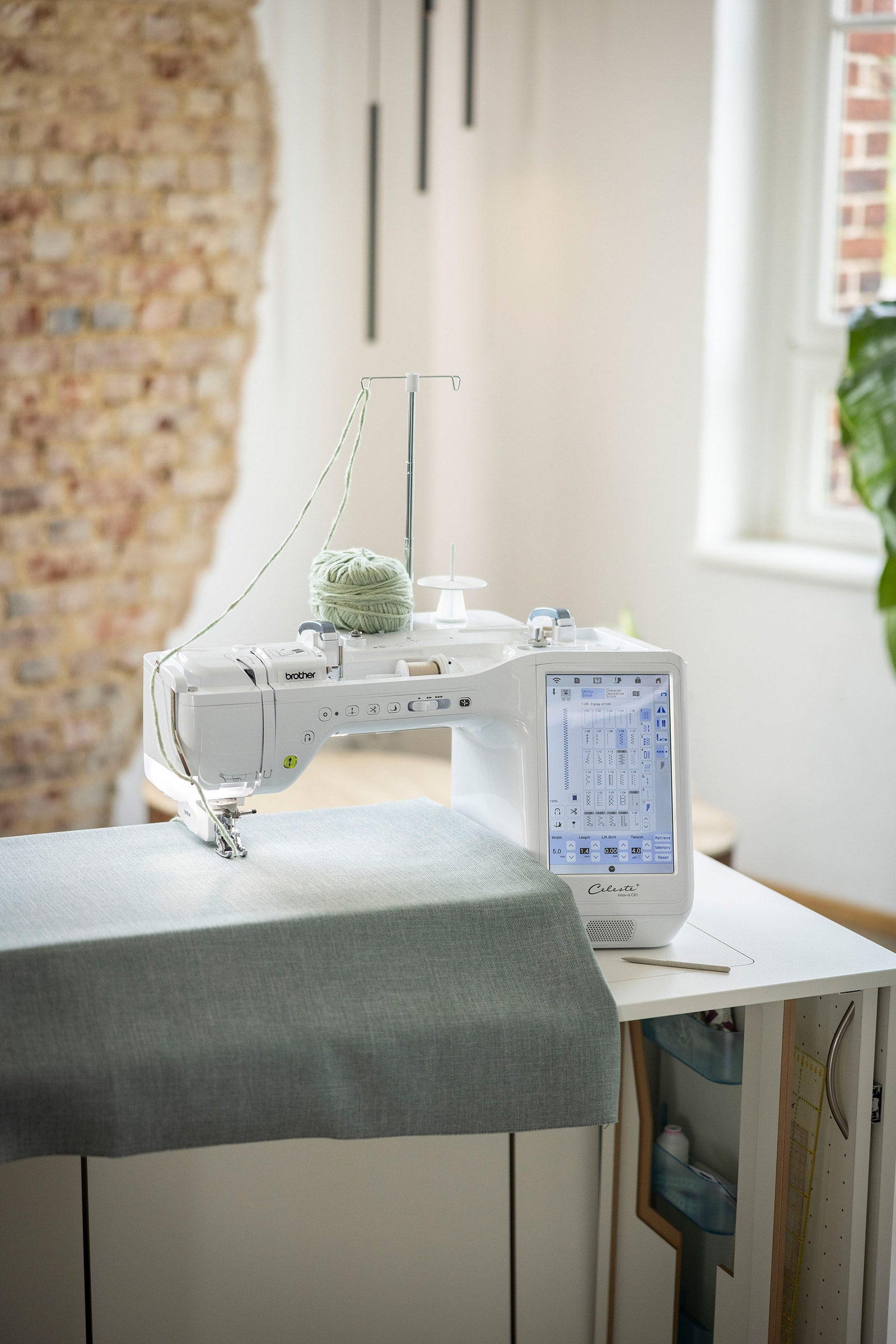 Brother Celeste Innov-is CX1