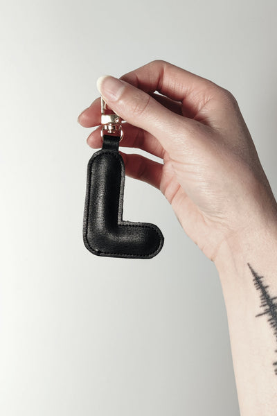 ITH Buchstaben für Schlüsselanhänger aus Kunstleder