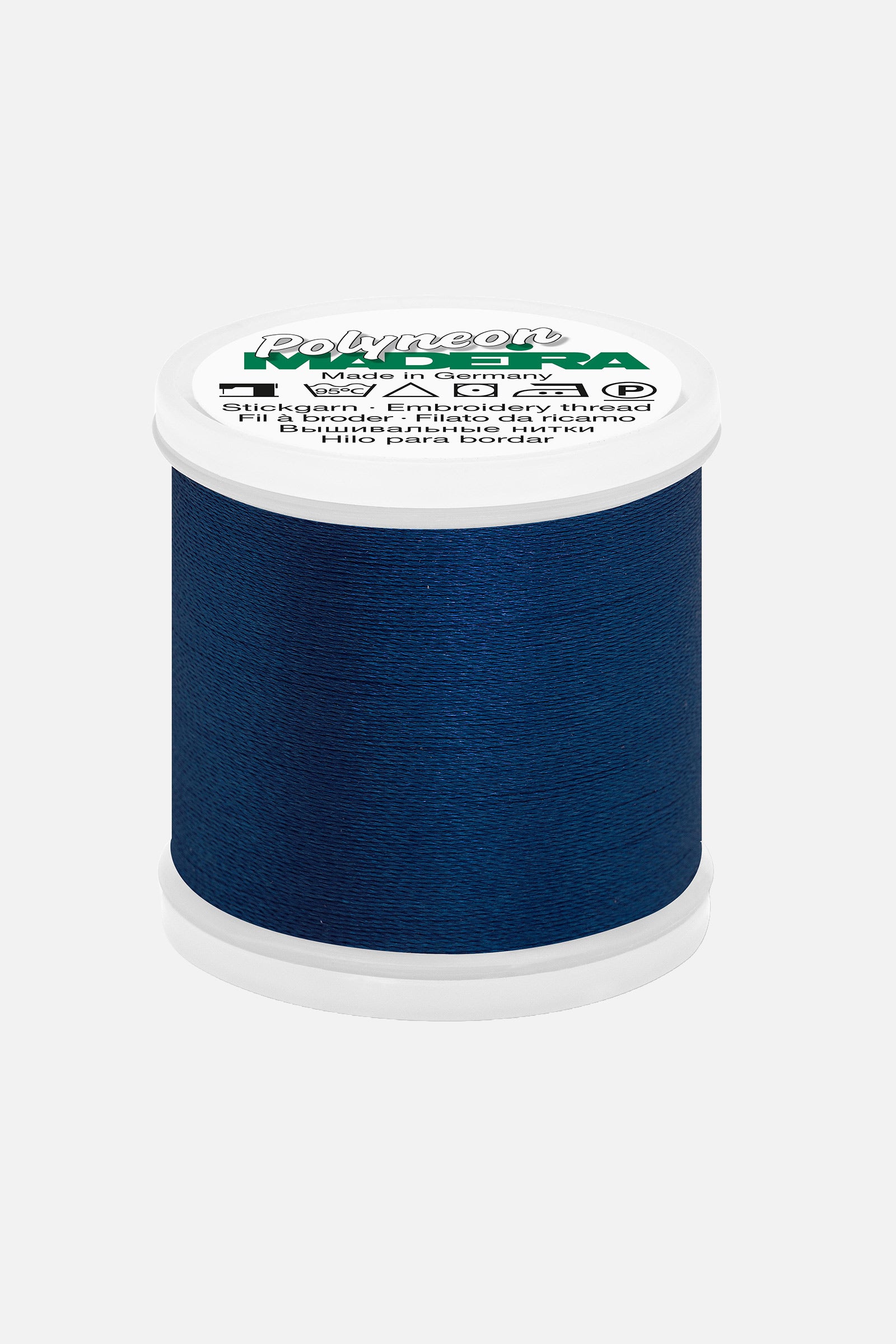 Madeira Polyneon 40 – 400 m Polyester Stickgarn 1/2