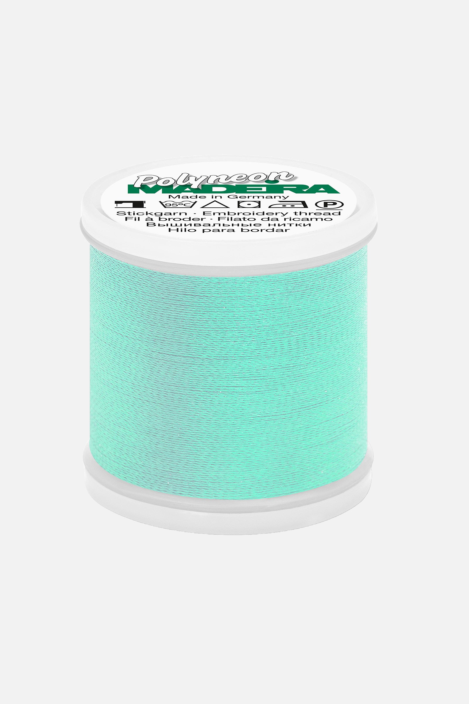 Madeira Polyneon 40 – 400 m Polyester Stickgarn 1/2