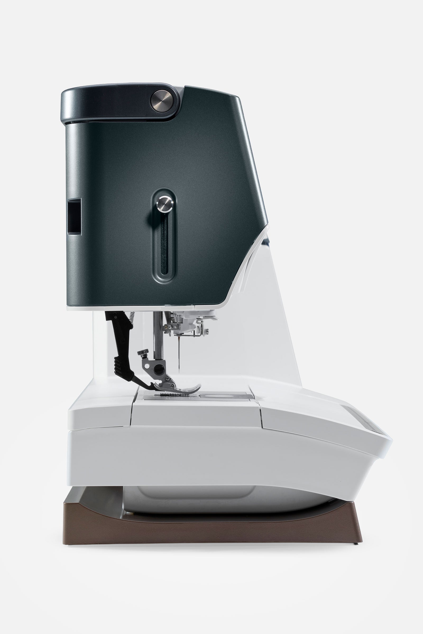 PFAFF creative 4.5 with large embroidery module 