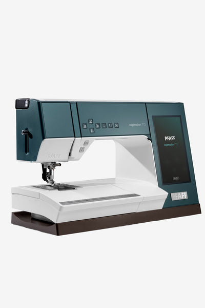 PFAFF creative 4.5 with large embroidery module 