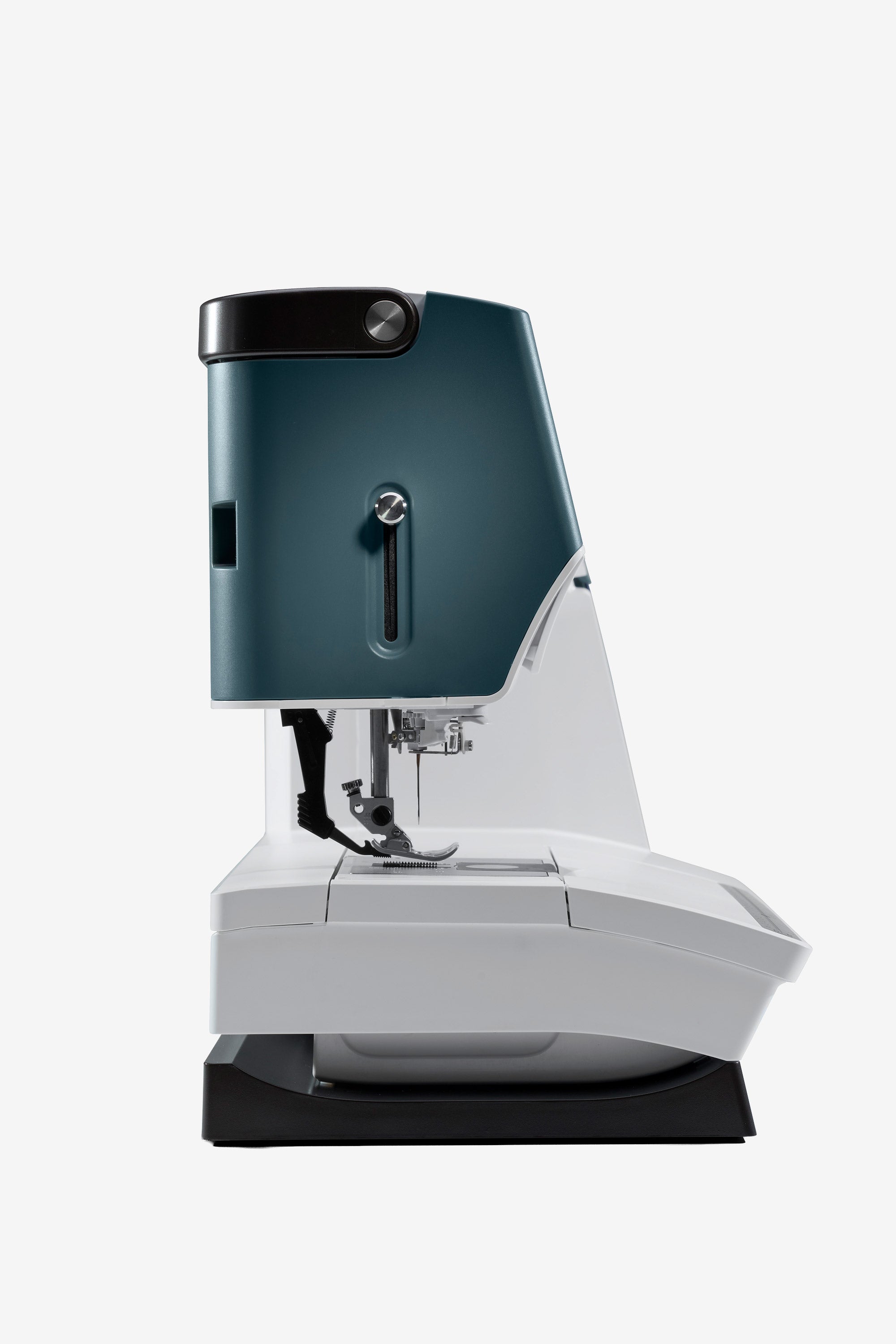 PFAFF creative 4.5 with large embroidery module 