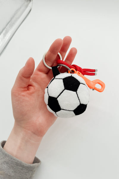 ITH Fußball Stickdatei für DIY Schlüsselanhänger zum Thema EM
