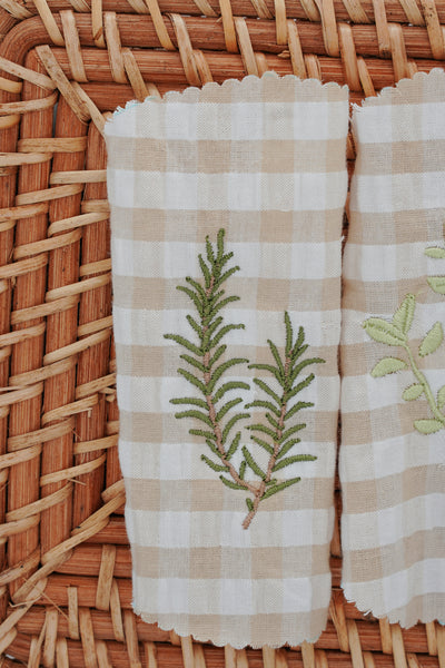 motifs de broderie d'herbes
