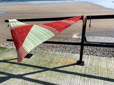 Eriu Dreieckstuch stricken