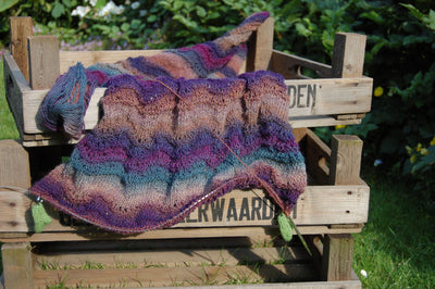 Wellenmuster Tuch stricken