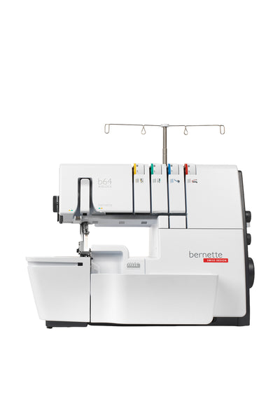 bernette b64 AIRLOCK-overlock set forfra, fritstående uden skygge fra gulvet