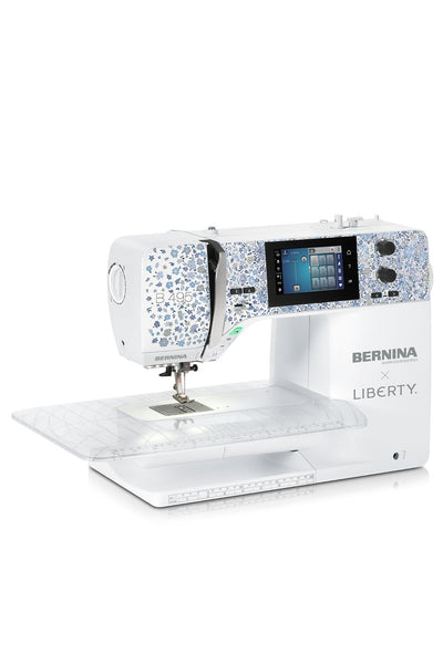 BERNINA 495 LIBERTY Edition Anschiebetisch
