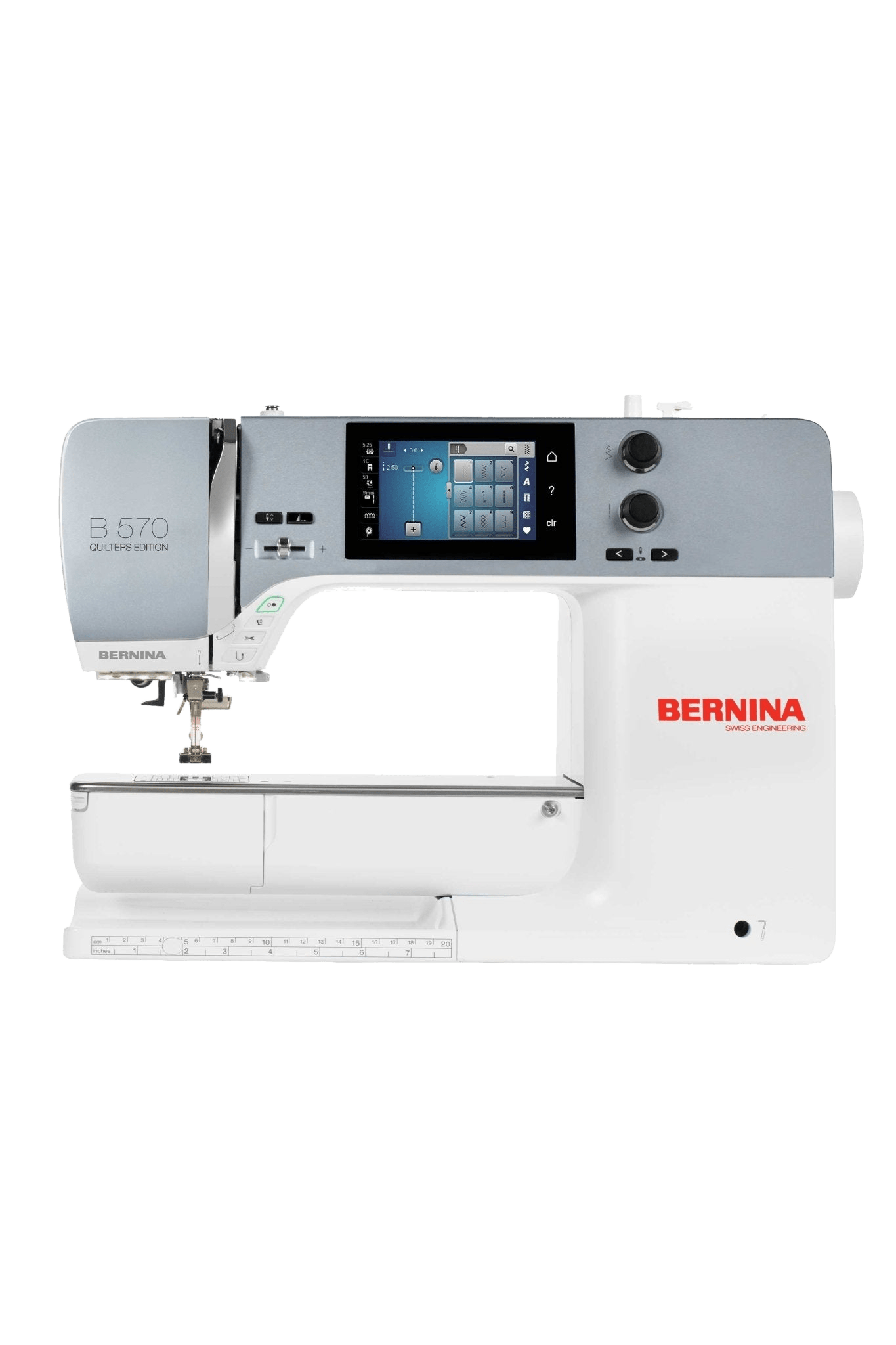 BERNINA 570 QE Näh- und Stickmaschine in frontaler Produktansicht