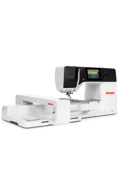 BERNINA 590 mit Stickmodul M (SDT)