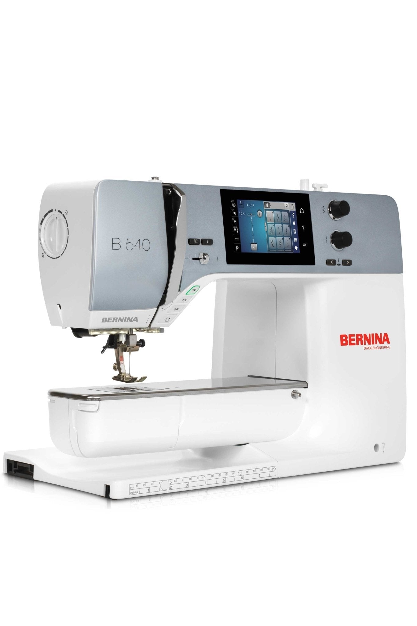 BERNINA B 540 mit Stickmodul M (SDT) – Produktansicht