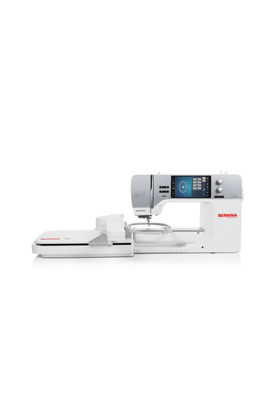 BERNINA B 770 QE PRO mit Stickmodul L (SDT) in gerader Frontansicht