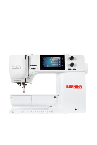 BERNINA 475 QE Nähmaschine in gerader Frontansicht ohne Bodenschatten