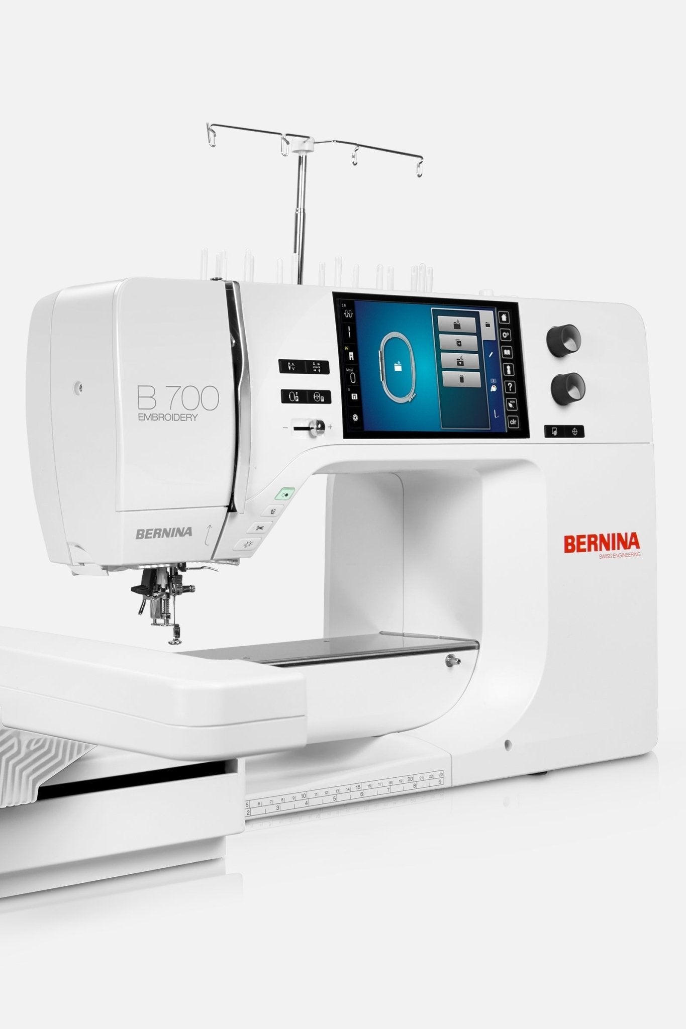 BERNINA B700 Stickmaschine mit SDT-Stickmodul L + Videokurs - Make ma!