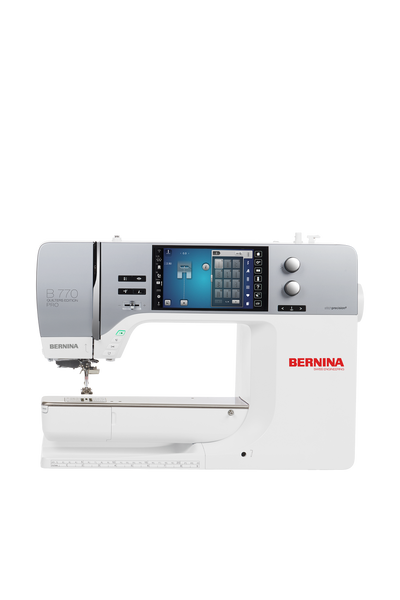 BERNINA B770 QE PRO (inkl. BSR) Nähmaschine in gerader Frontansicht ohne Bodenschatten