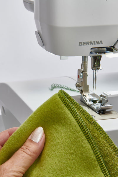 BERNINA L 660 Overlock Abschluss nähen
