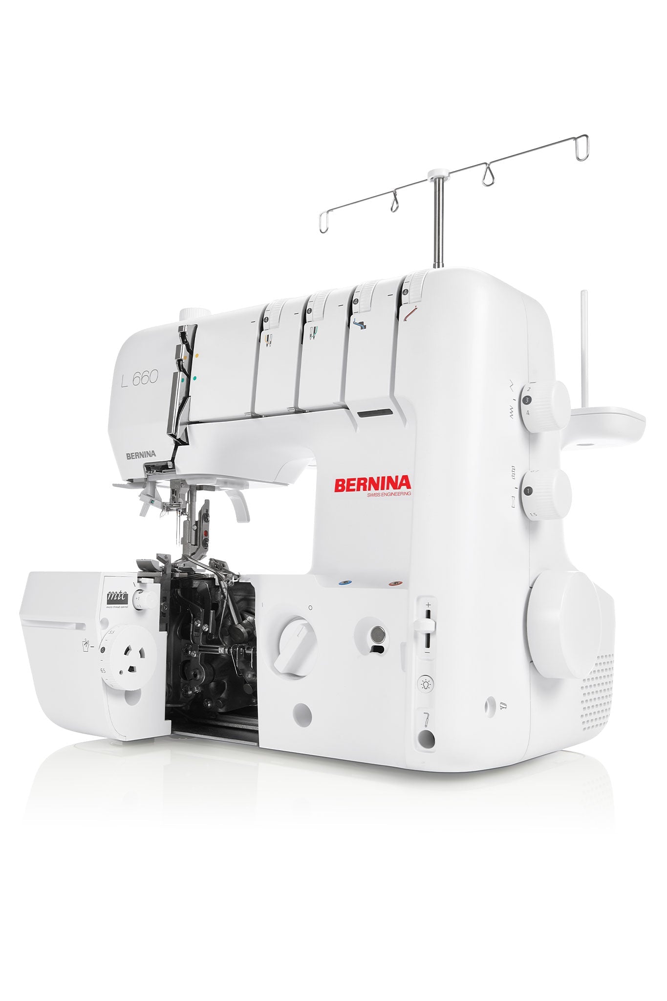 BERNINA L 660 Overlock Technik offen Einfädeln