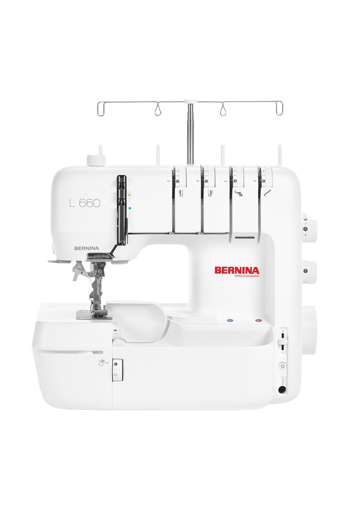 BERNINA L 660 Overlock in gerader Frontansicht, freigestellt ohne Bodenschatten