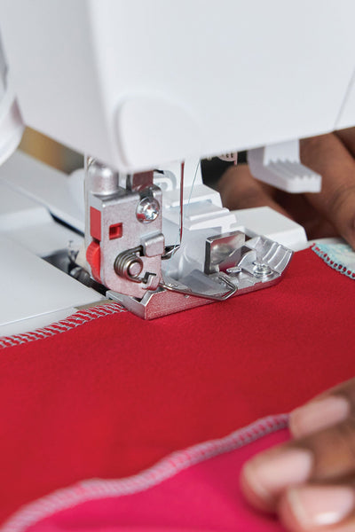 BERNINA L 860 Overlock Nähen