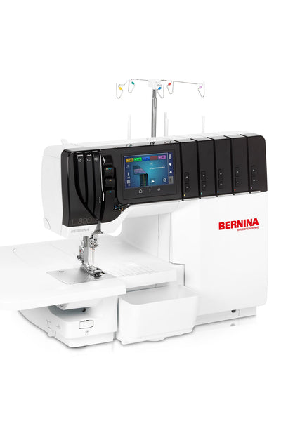 BERNINA L 890 Overlock/Coverstitch-Combo Display
