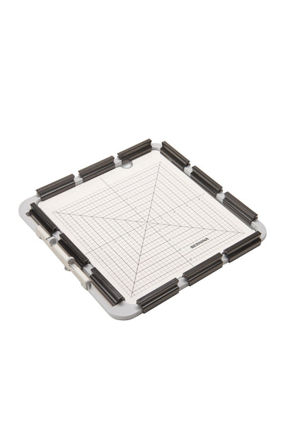 BERNINA Medium Klemmen-Stickrahmen 215 x 215 mm