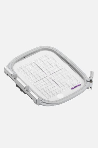 BERNINA Medium Embroidery Hoop 100 × 130 mm