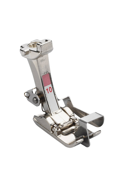 BERNINA Pied à bord étroit n° 10 en vue complète du produit, détaché dans Adobe Photoshop sans ombre