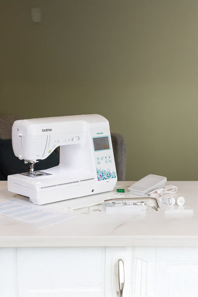 Brother F560 - Nähmaschine mit Zubehör