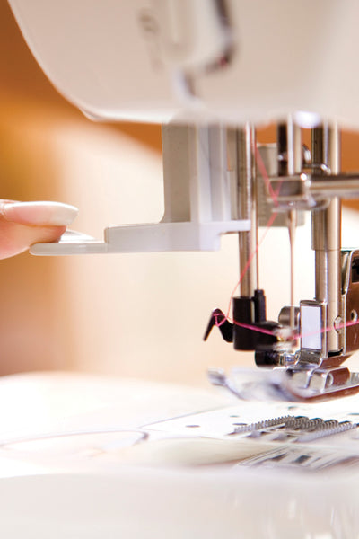 Brother Innov-is 10 A Einfädler