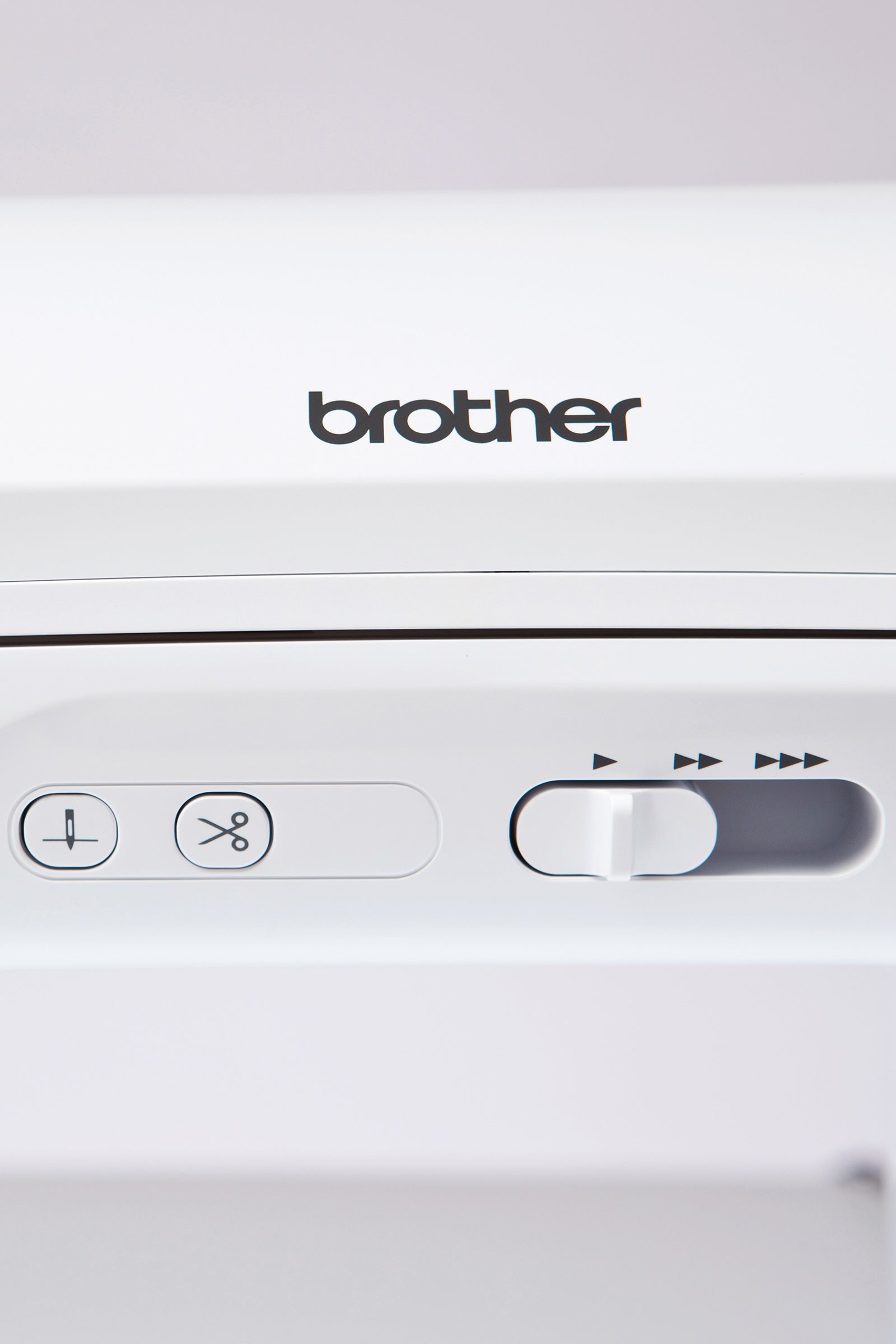 Brother Innov-is NV1100 - Detailansicht Knöpfe